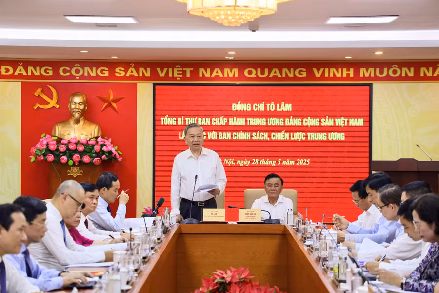 Tổng Bí thư Tô Lâm yêu cầu nghiên cứu thành lập sở giao dịch vàng quốc gia
