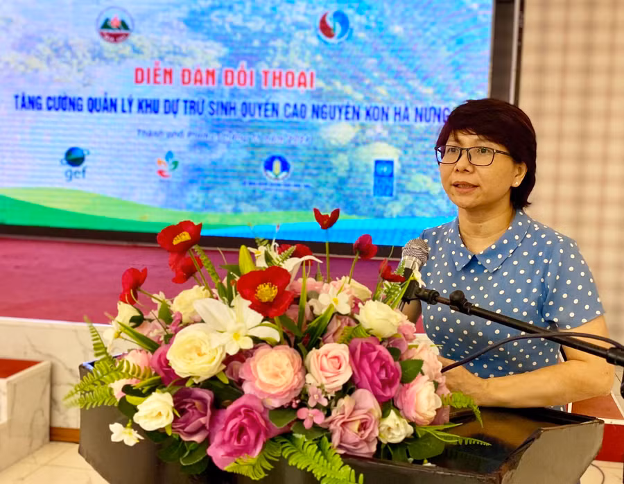 tien-si-hoang-thi-thanh-nhan-pho-cuc-truong-cuc-bao-ton-thien-nhien-va-da-dang-sinh-hoc-phat-bieu-tai-dien-dan-anh-ha-duy.jpg