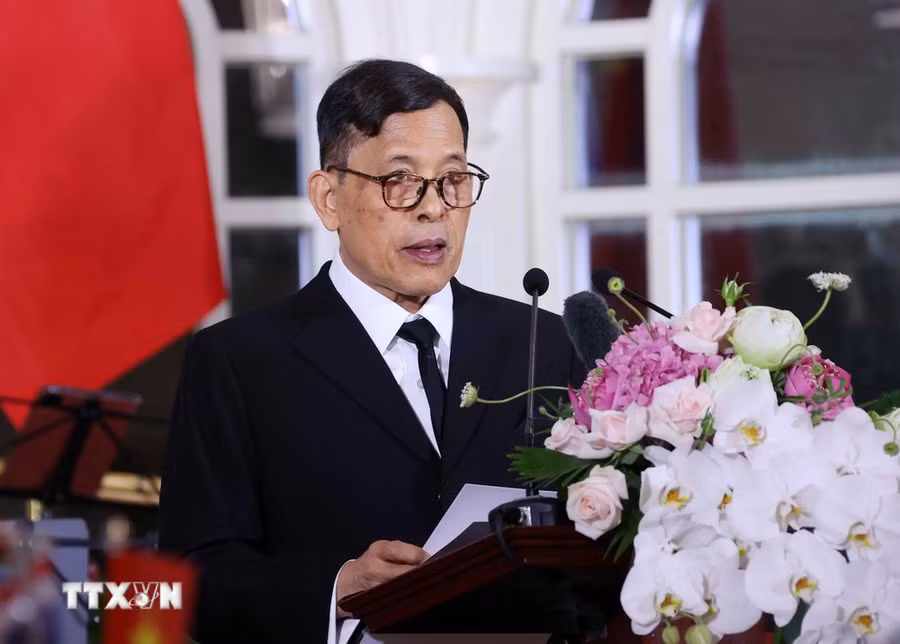 Nhà vua Thái Lan Maha Vajiralongkorn Phra Vajiraklaochaoyuhua phát biểu. Ảnh: Văn Điệp/TTXVN