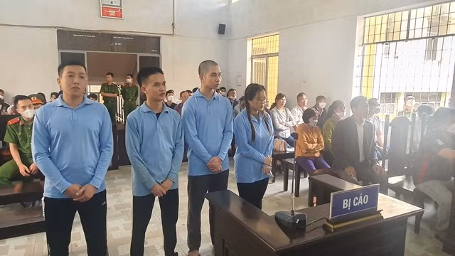 4 đối tượng lừa bán 4 thanh niên sang Campuchia lãnh án 48 năm tù