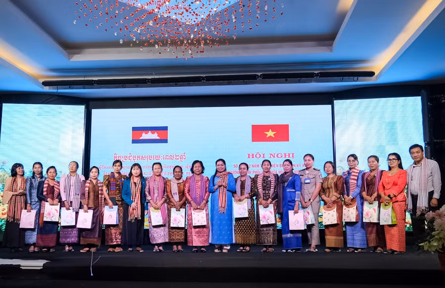hoi-phu-nu-2-tinh-gia-lai-stung-treng-co-nhieu-hoat-dong-phoi-hop-trong-nhung-nam-qua.jpg