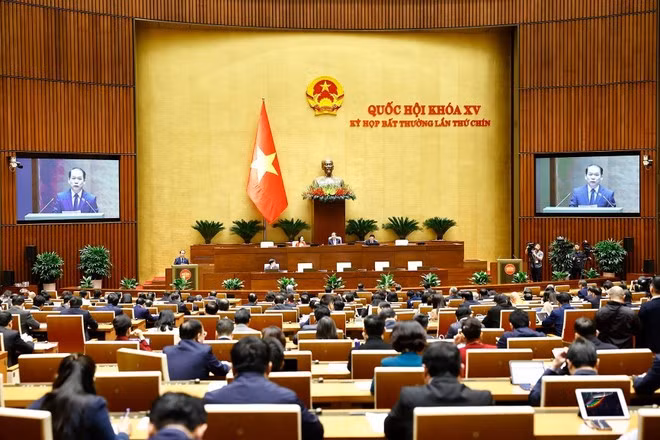 Ủy ban Thường vụ Quốc hội đề nghị giữ như quy định của dự thảo Luật để bảo đảm hài hòa giữa yêu cầu quản lý về số lượng cấp phó và đáp ứng yêu cầu thực tiễn vì đã mở ra trường hợp linh hoạt. (Ảnh: TTXVN)
