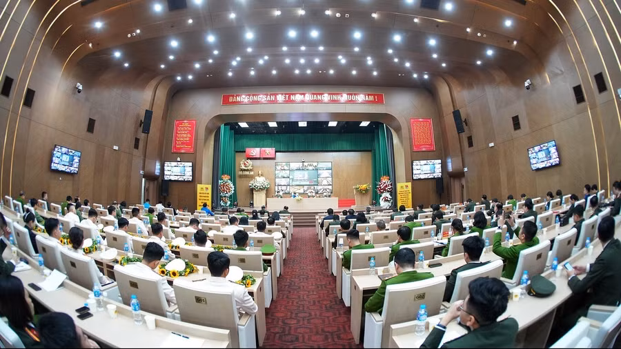 Toàn cảnh buổi đối thoại.