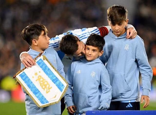Messi và các con trai, đều là thành viên của đội trẻ và Học viện Inter Miami, tham dự giải Dreams Cup do CLB Inter Miami tổ chức