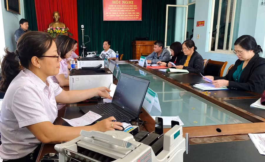 chi-nhanh-ngan-hang-chinh-sach-xa-hoi-tinh-gia-lai-giai-ngan-cho-vay-tai-dia-ban-phuong-dien-hong-tp-pleiku-7294.jpg