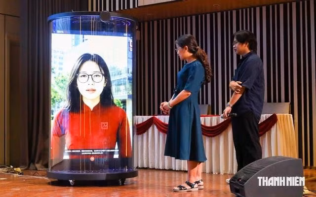 HeyDT được phát triển để hỗ trợ tương tác đa phương thức, trong đó có nhận dạng và phản hồi bằng giọng nói. Ảnh: Huy Đạt
