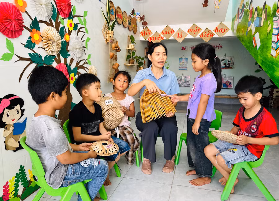 giup-tre-vung-dan-toc-thieu-so-vung-tieng-viet-tu-bac-mam-non.jpg