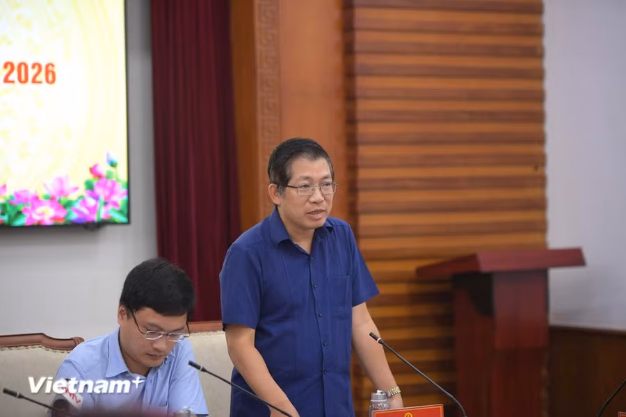 Cục trưởng Cục Báo chí thông tin tại họp báo. (Ảnh: PV/Vietnam+)