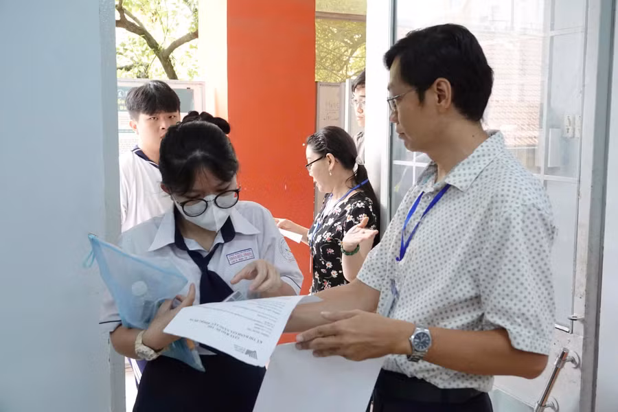 Thí sinh thi cả 2 đợt được sử dụng kết quả cao hơn sẽ được sử dụng để xét tuyển