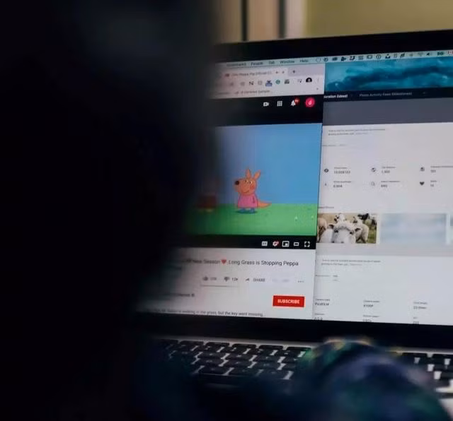 YouTube có đến hàng tỉ video bị lãng quên
