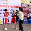 Hơn 100 thiếu nhi tham gia chương trình rèn kỹ năng tự vệ.