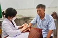 Thiết bị chẩn đoán da liễu tích hợp AI được thử nghiệm tại Bệnh viện Phong - Da liễu Trung ương Quy Hòa. Ảnh: ĐVCC