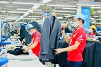 Bộ luật Lao động quy định người lao động được nghỉ bù ngày nghỉ hàng tuần vào ngày làm việc kế tiếp nếu ngày nghỉ hàng tuần trùng với ngày nghỉ lễ, Tết. Ảnh Khắc Kiên. Nguồn kinhtedothi.vn