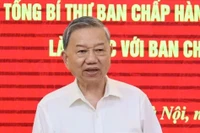 Tổng Bí thư: Xóa bỏ độc quyền vàng miếng, nghiên cứu áp thuế mua bán vàng