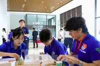 Bạn trẻ Đà Nẵng thi thiết kế, dựng mô hình nhà chống thiên tai, bão lũ