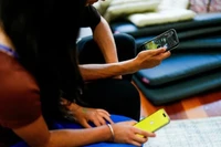 New Zealand đề xuất dự thảo cấm trẻ dưới 16 tuổi dùng mạng xã hội