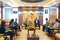 Chủ tịch UBND tỉnh Gia Lai Rah Lan Chung thăm làm việc với Tập đoàn HAGL