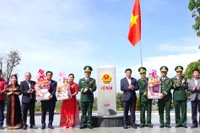 Kon Tum tổ chức lễ chào cờ chủ quyền tại cột mốc ngã ba biên giới