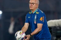 Thua thảm Argenrtina vòng loại World Cup, HLV tuyển Brazil bị cách chức