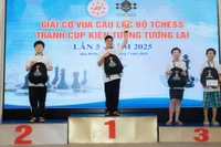 Nguyễn Tấn Khang không ngừng nỗ lực rèn luyện để từng bước chinh phục thành tích mới ở bộ môn cờ vua. 