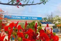 Làm rõ thông tin thầy giáo cấp 3 'quan hệ bất chính khiến nữ sinh mang thai'