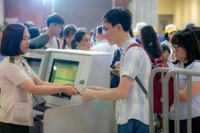 Sân bay Nội Bài và Tân Sơn Nhất đón hơn 219.000 khách ngày cuối nghỉ lễ