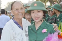 Người mang 4 lượng vàng hồi môn theo kháng chiến