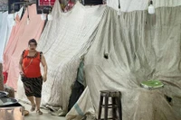 Tiểu thương chợ Buôn Ma Thuột đóng cửa: Mong được hướng dẫn về hóa đơn, chứng từ 