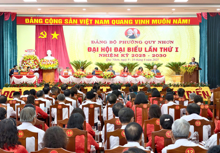 Đại hội Đảng bộ phường Quy Nhơn lần thứ I, nhiệm kỳ 2025 - 2030. ẢNH: D.NHÂN 1.jpg