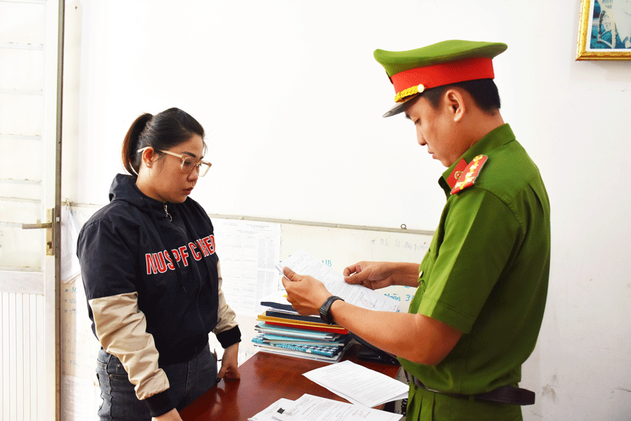 Bắt một phụ nữ lừa vay tiền đáo hạn ngân hàng, chiếm đoạt hơn 500 triệu đồng