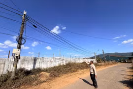 Tình trạng ô nhiễm bụi tại xưởng xay xát của Công ty Cà phê Đak Đoa làm ảnh hưởng đến đời sống của hàng chục hộ dân tại thôn 3, xã Kon Gang, tỉnh Gia Lai.