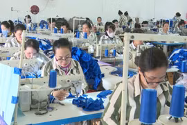 Tình cảm gia đình và lời động viên tiếp thêm hy vọng cho phạm nhân tại Hội nghị đại biểu gia đình phạm nhân do Trại giam Gia Trung tổ chức.