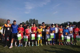 Gần 500 thí sinh U13 tham gia thi tuyển vào Học viện LPBank Hoàng Anh Gia Lai tại Trung tâm Huấn luyện Hàm Rồng vào ngày 17-1.