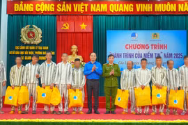 Chương trình “Hành trình của niềm tin” tại Trại giam Gia Trung, khích lệ phạm nhân trẻ làm lại cuộc đời.