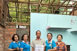 Hội đồng hương Bình Định tại TPHCM chung tay lan tỏa tinh thần “người đất Võ vì quê nhà”, cứu trợ bà con vùng thiên tai.