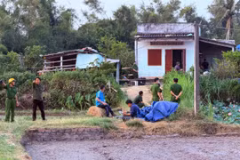 Ngôi nhà nhỏ nơi 4 bà cháu sinh sống, nơi từng là tổ ấm nay chỉ còn lại nỗi xót xa vô hạn