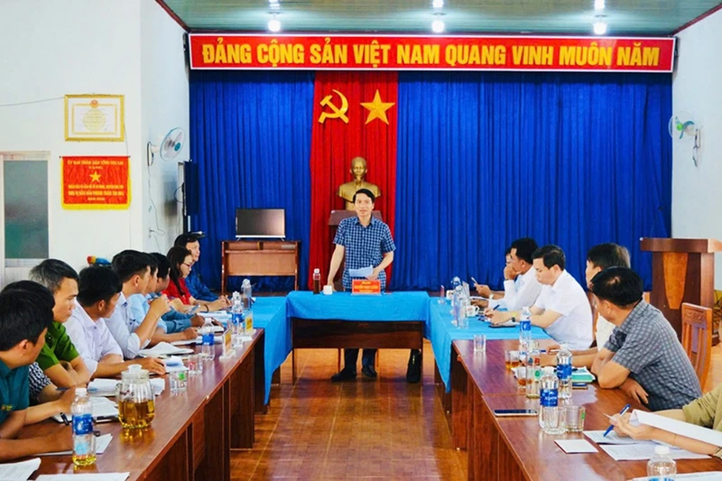 Phó Bí thư Tỉnh ủy Nguyễn Ngọc Lương: Ia Rong cần có giải pháp giảm tỷ lệ hộ nghèo