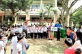 300 học sinh Trường Tiểu học Kông Lơng Khơng học cách phòng-chống rác thải nhựa