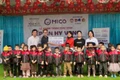 Nhóm từ thiện Fly To Sky trao quà hỗ trợ người dân tỉnh Lạng Sơn