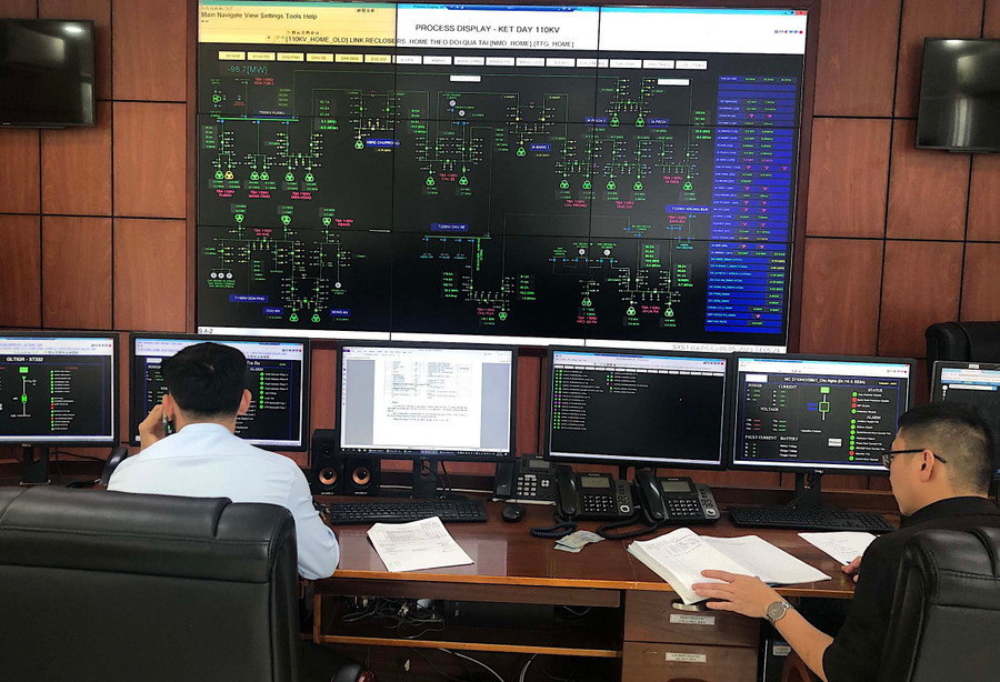 Công ty Điện lực Gia Lai đẩy mạnh ứng dụng công nghệ số trong hoạt động sản xuất kinh doanh. Ảnh: Hà Duy Công ty Điện lực Gia Lai đẩy mạnh ứng dụng công nghệ số trong hoạt động sản xuất kinh doanh. Ảnh: Hà Duy