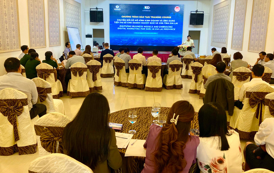 Cục Phát triển Doanh nghiệp (Bộ Kế hoạch và Đầu tư) phối hợp với Sở Kế hoạch và Đầu tư tổ chức khóa đào tạo, tập huấn chuyển đổi số cho doanh nghiệp. Ảnh: Hà Duy Cục Phát triển Doanh nghiệp (Bộ Kế hoạch và Đầu tư) phối hợp với Sở Kế hoạch và Đầu tư tổ chức khóa đào tạo, tập huấn chuyển đổi số cho doanh nghiệp. Ảnh: Hà Duy