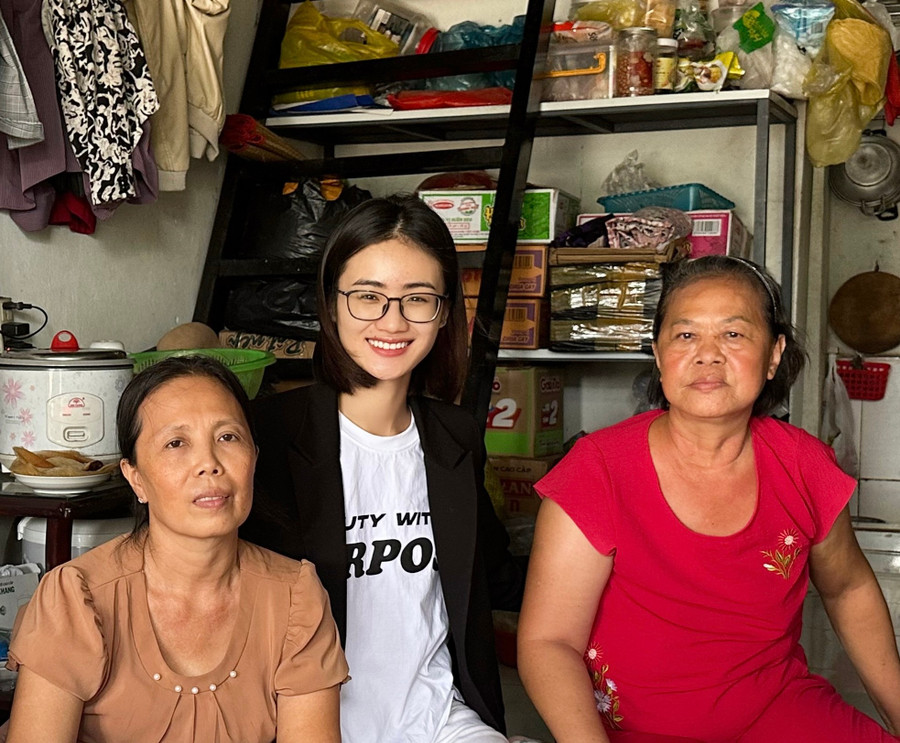 Ý Nhi dần được tha thứ sau lời xin lỗi chân thành, có sự thay đổi nhất định. Ý Nhi dần được tha thứ sau lời xin lỗi chân thành, có sự thay đổi nhất định.