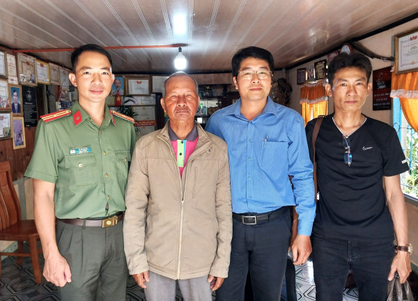 Ông Ha Xuyên có nhiều đóng góp trong việc giữ vững ANTT trong vùng dân tộc, tôn giáo ở Đầm Ròn, huyện Đam Rông