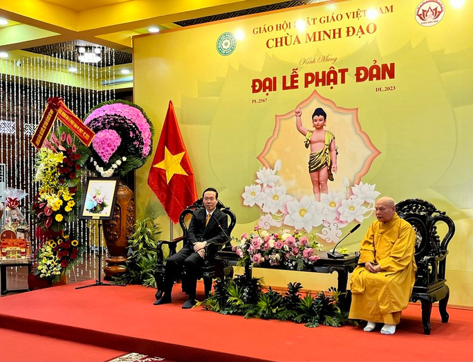 Chủ tịch nước Võ Văn Thưởng chúc mừng Đại Lễ Phật đản - Ảnh 6. Chủ tịch nước Võ Văn Thưởng thăm, chúc mừng Hòa thượng Thích Thiện Nhơn