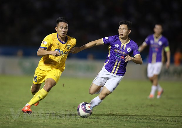 Câu lạc bộ Sông Lam Nghệ An có chuyến làm khách đến &apos;hiểm địa&apos; là sân vận động Hàng Đẫy. Ảnh: VPF