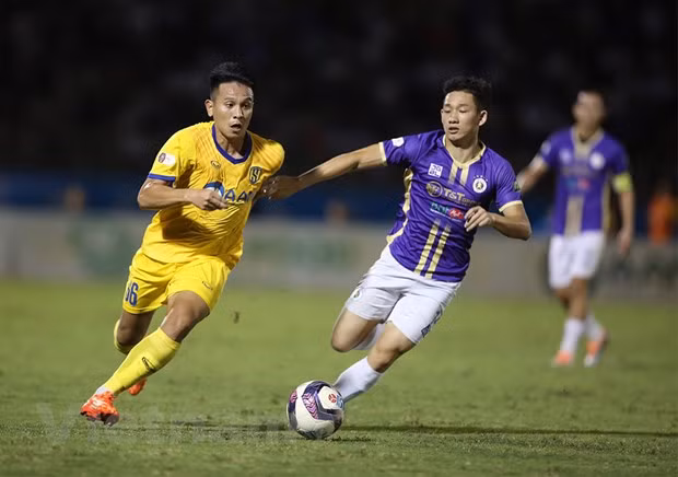 Câu lạc bộ Sông Lam Nghệ An có chuyến làm khách đến 'hiểm địa' là sân vận động Hàng Đẫy. Ảnh: VPF