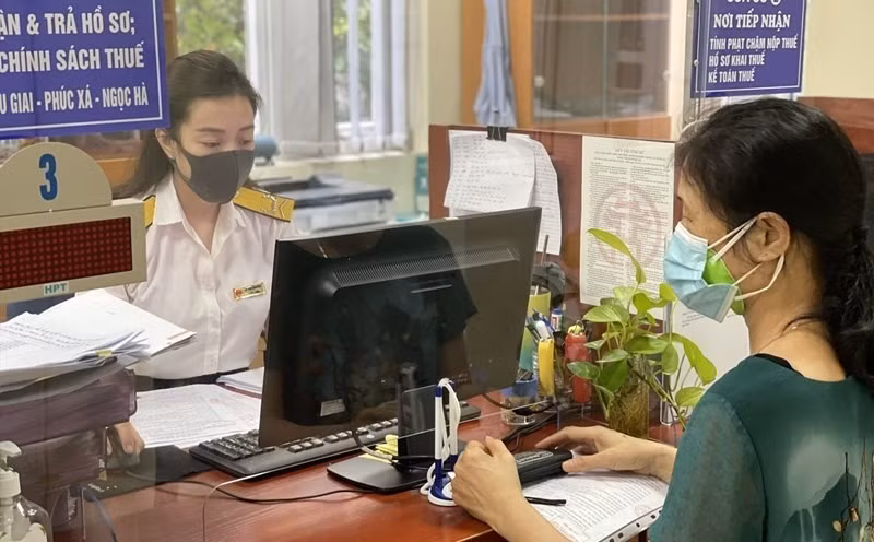 Uỷ ban Kinh tế đề nghị Chính phủ nghiên cứu phương án điều chỉnh tăng mức giảm trừ gia cảnh đối với thuế thu nhập cá nhân. Ảnh: Tổng cục Thuế