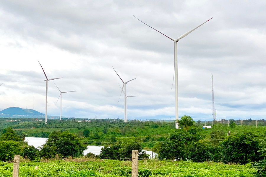 Dự án điện gió tại xã Bàu Cạn, huyện Chư Prông. Ảnh: Hà Duy