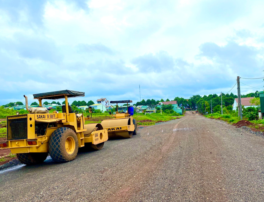 Dự án đường giao thông kết nối thị trấn Chư Ty đến xã Ia Dơk (huyện Đức Cơ) hiện đang vướng nguồn vốn tiền sử dụng đất. Ảnh: H.D Dự án đường giao thông kết nối thị trấn Chư Ty đến xã Ia Dơk (huyện Đức Cơ) hiện đang vướng nguồn vốn tiền sử dụng đất. Ảnh: H.D
