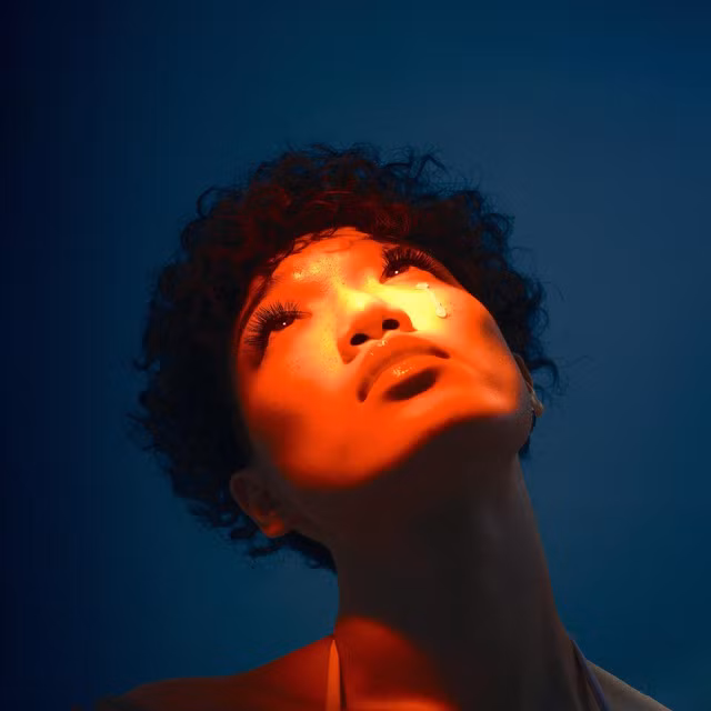 NÂN mang đến những thử nghiệm trong album XT – TX